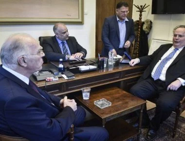 Ολοκληρώθηκε η συνάντηση Ν. Κοτζιά-Β. Λεβέντη για το Σκοπιανό - Τι ειπώθηκε